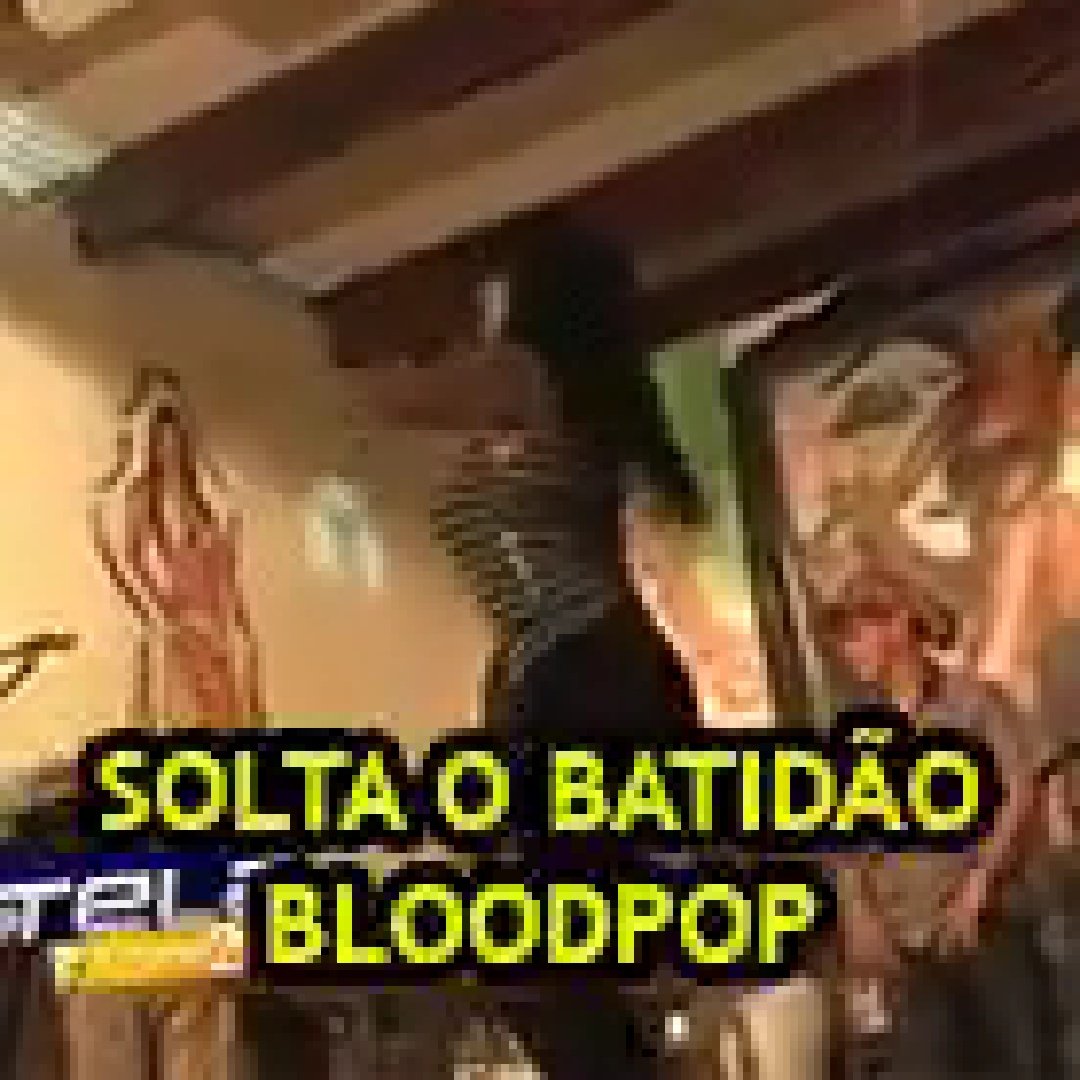bornthisg3y's tweet photo. cheguei aos 900 bilhões de seguimores obrigado a todos, esperando o momento que vão perceber que me seguir foi um erro trágico na sua vida https://t.co/zMi6Y5XOJ0