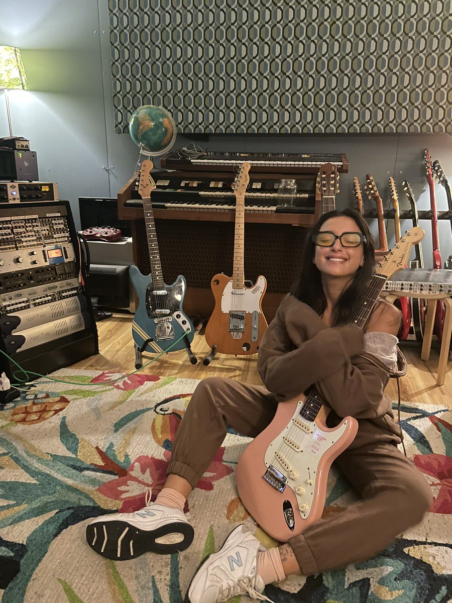 jesskentmusic's tweet photo. VERRRRY excited to announce i will be playing @summersoundsfestivalaus on Wed 27th with @rubyfieldsm8 and @oceanalleyband !! 🧡🍄🦷🦋🥵🌸🤓🧚🏽‍♀️🐋🍒 cya thereeee, tix available now on the website x https://t.co/jAM0qlbs99