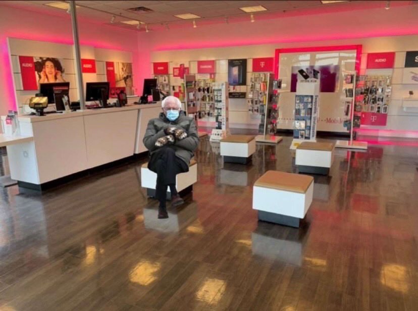 Who did thissss?! 😩😩🤣🤣 <a href="/TMobile/">T-Mobile</a>