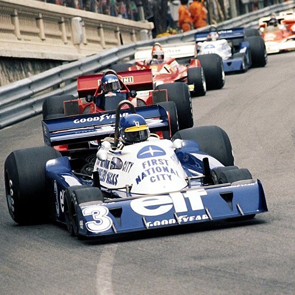ContosdaF1's tweet photo. #F1 Monaco-1977: Ronnie Peterson (Tyrrell), Hans-Joachim Stuck (Brabham), Niki Lauda (Ferrari), Patrick Depailler (Tyrrell), James Hunt (McLaren). https://t.co/8AlulLeEXb