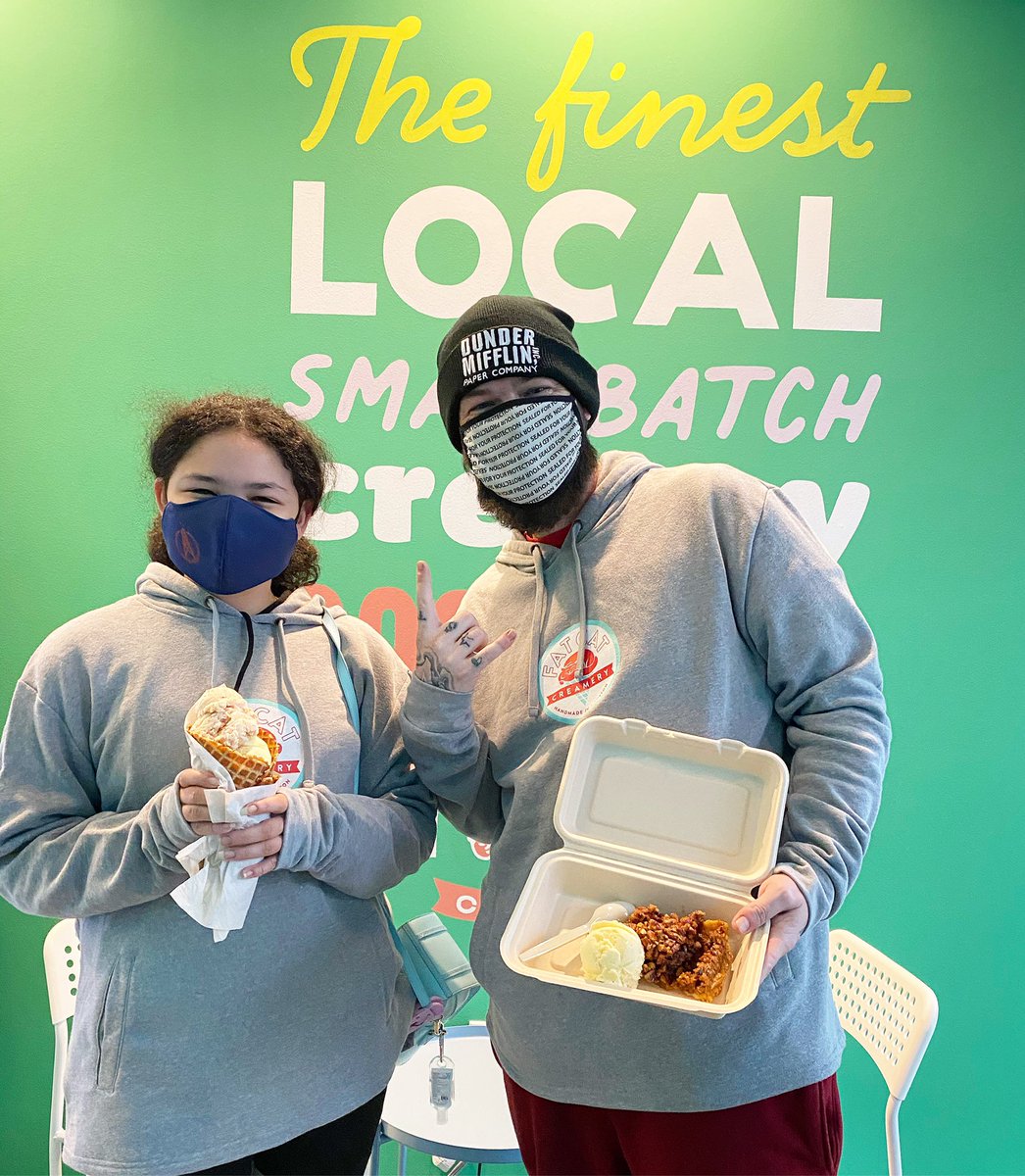 FatCatCreamery's tweet photo. Can we meow about the great @paulwallbaby? Do you cats know what a wonderful, giving human he is? And did you know he supports local & loves our #icecream? ๐ปWe just canโt thank the #PoUpPoet enough for supporting us cats. Heโs the peopleโs champ AND the kittiesโ champ! https://t.co/eCVijwkYwU
