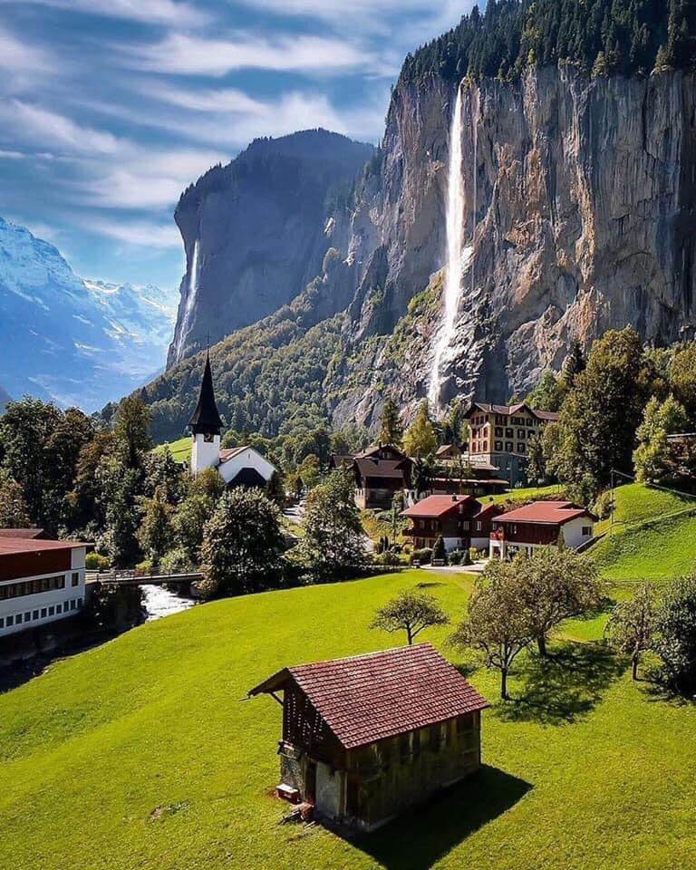 Travelito24's tweet photo. Peaceful mornings In Switzerland ☕️💚 https://t.co/QkdQt3RTGS