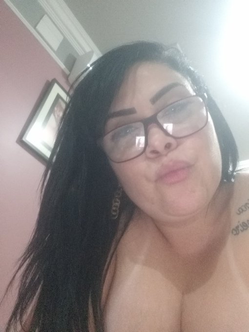 QUERO sair correndo, gritando, #pelada  Depois conto em v&iacute;deo porque...  #SorayaCarioca https://t.co<a href="/tag/pelada"class="tags">#pelada</a><a href="/tag/sorayacarioca"class="tags"><span>#sorayacarioca</span></a>