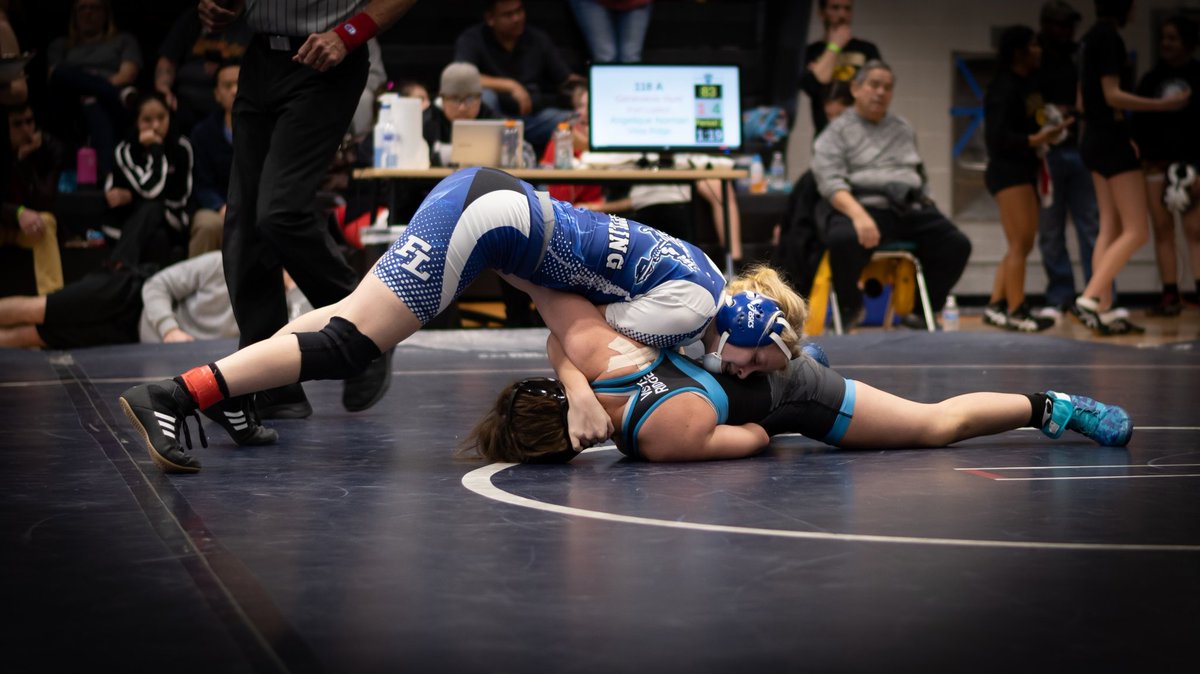 Genevieve_HDDF's tweet photo. Honored to be voted as at team captain for the wrestling team!!! Congrats to my fellow captains @LashyaT_04 @Alondra_b02  and Alexia!! #girlswrestling #HDDF @trackwrestling #BlueDevils #FLHS #werateam https://t.co/9oclGY1V9T