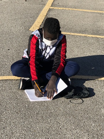 mrslook2nd's tweet photo. 4th Grade scientists enjoyed some sun this afternoon in the courtyard while studying light energy. @leahmmcopeland @WinnwoodRocks @MsBeck22 https://t.co/NLL6KwqPpm