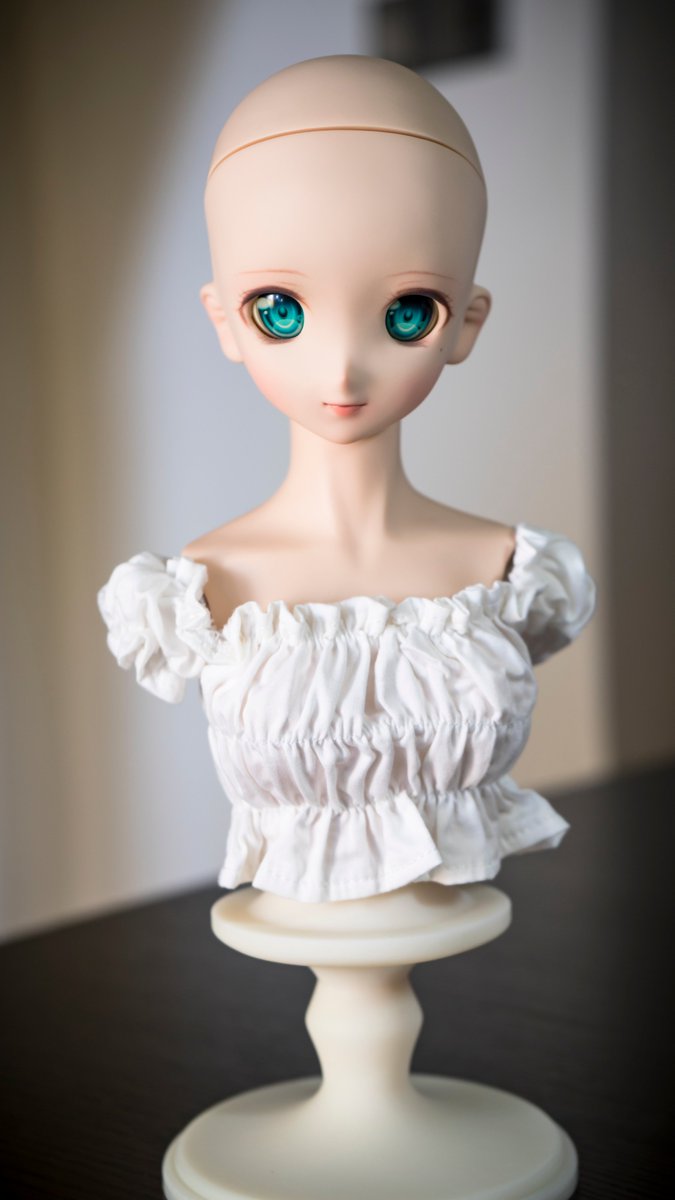 AtelierSchwarz's tweet photo. Commission order: DDH-06 (NS)

#dollmakeup #dollfaceup #dollfiedream #customdoll #dollstagram #DD #bjd #dollphotography #ddh06 #ドール #ドルフィードリーム #atelierschwarzdoll https://t.co/aPiTdrvy1y