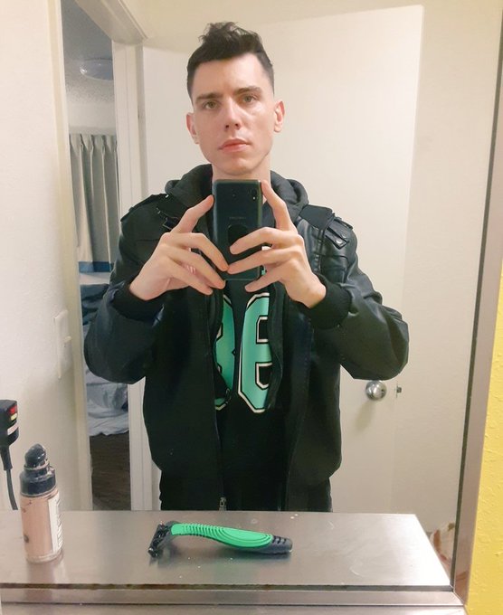 I get bitches. I get money. I am gangster. I do gangster shit. Do not act cute with me @Fifi_Foxx. I<a href="/tag/happyhumpday"class="tags"><span>#happyhumpday</span></a><a href="/tag/xxx"class="tags"><span>#xxx</span></a>