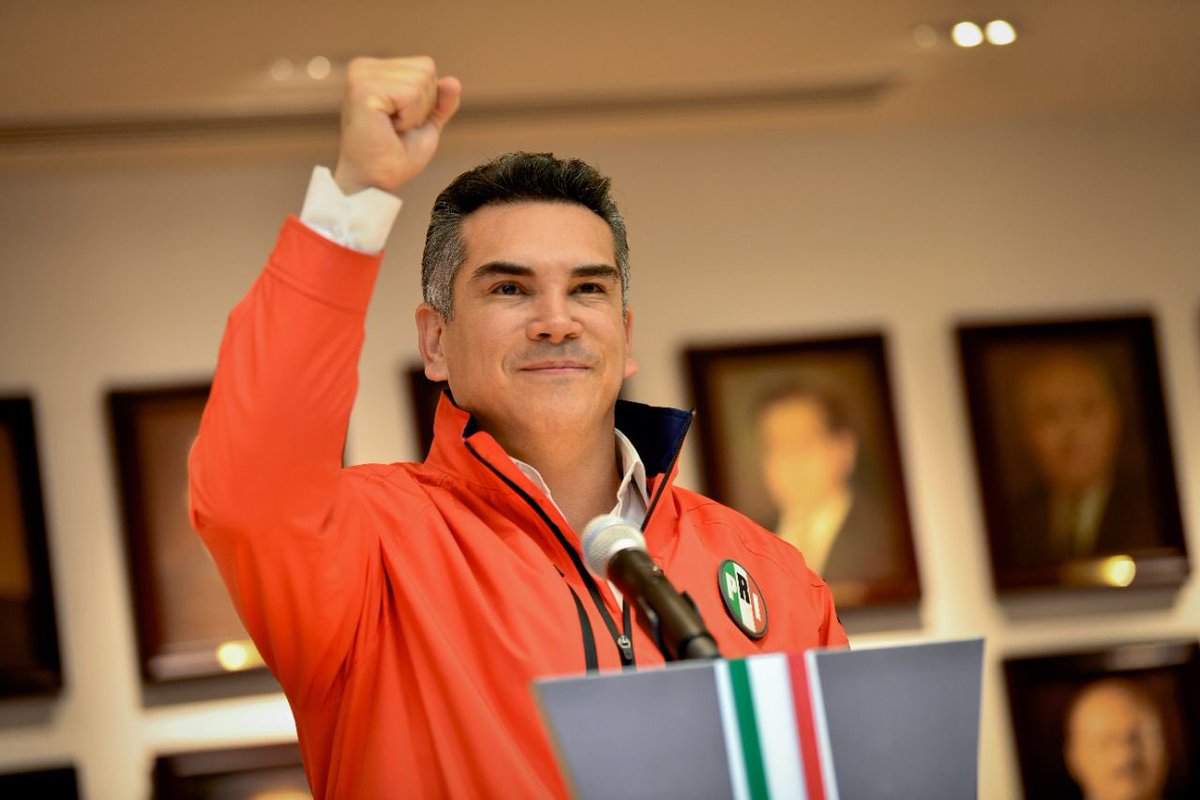 alitomorenoc's tweet photo. Hoy reanudamos la III Sesión Extraordinaria de la Comisión Política Permanente del @PRI_Nacional, para someter a aprobación acuerdos de la coalición que hemos conformado para el Proceso Electoral 2021. ¡Este 6 de junio vamos a ganar con la fuerza de todo el priismo! 👊🏼🇲🇽 https://t.co/nfgswDZ73R