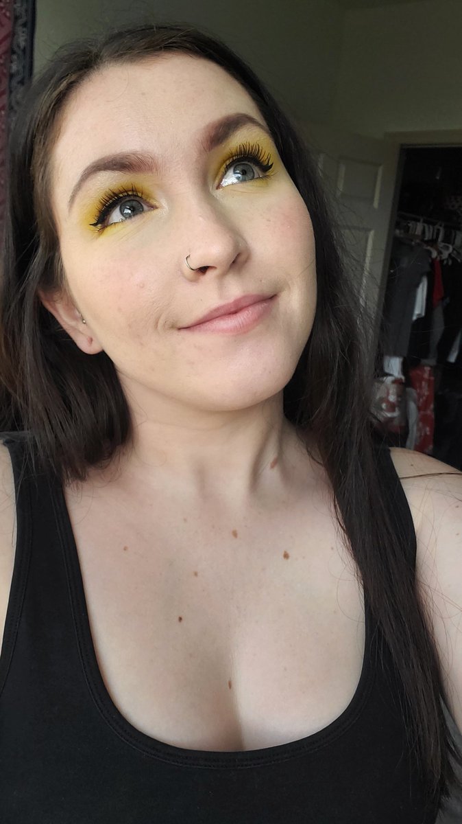 sadgirlfeet's tweet photo. Hey Twitter, it's been a minute! And I did my make-up today! 

#onlyfansgirl #makeup #hello #HappyThursday #onlyfans https://t.co/TUAZFhr6eH
