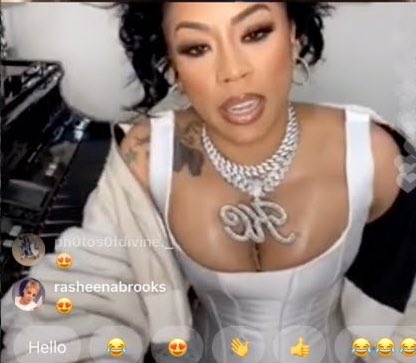 ToiMeetsWorld's tweet photo. Justice for Keyshia’s OG Verzuz look https://t.co/D68mJydEEV
