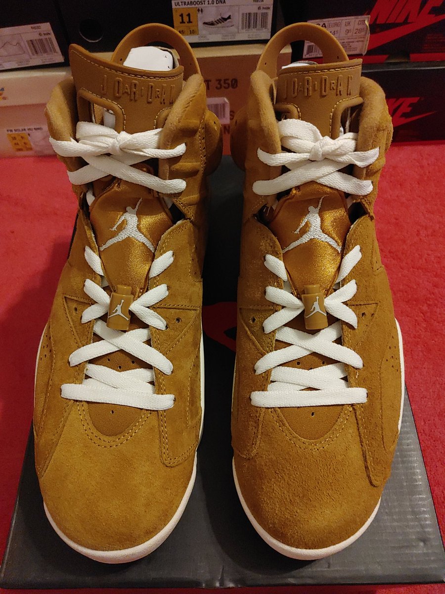 nunya0202's tweet photo. Sz 10.5... Worn once... Immaculate. $185 gifted/shipped via USPS priority mail. Plenty more pics https://t.co/DCRsg7WbD9