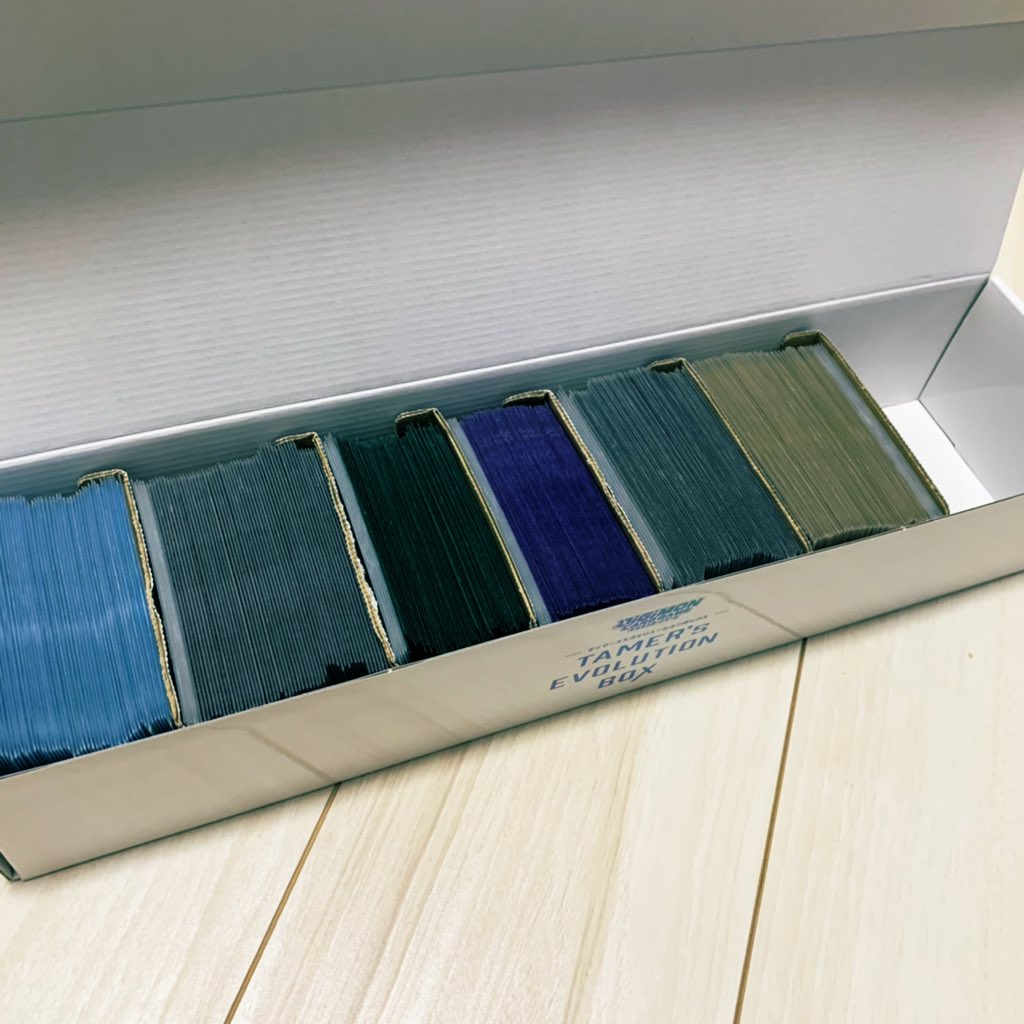 G2G2_G2G2's tweet image. 土曜の交流会はコレでいきます🔥
とりあえずプレマ収まってよかった😅
スリーブは勿体無くて未開封。。

#evolutionbox
#デジカ