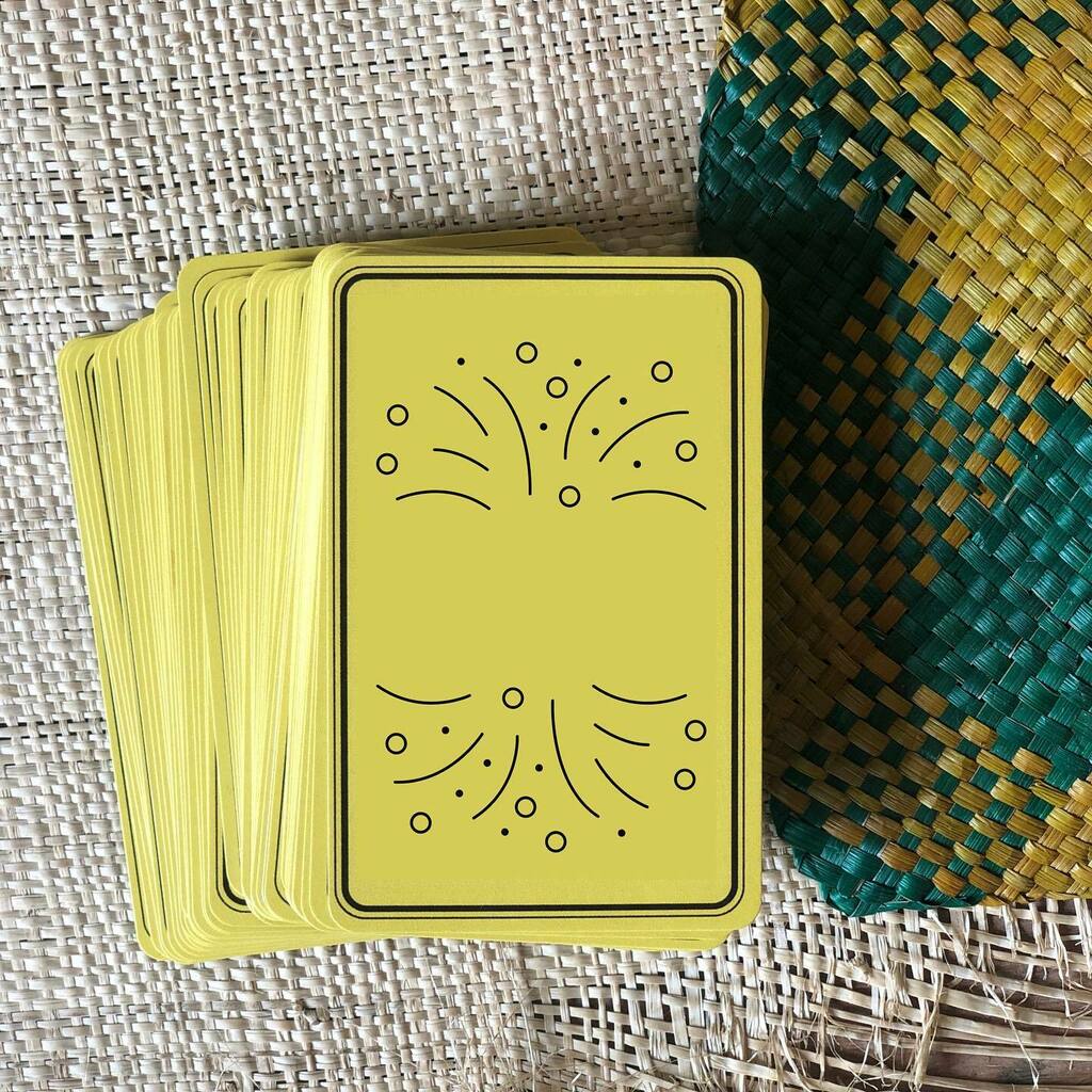 itrydiy's tweet photo. I would love to know what your favorite Tagalog words are. Did I miss a favorite word of yours with my Gabay oracle deck? ✨💛 #karagdaganggabay https://t.co/tVH2s7wh8w https://t.co/ySnkpVAvC7