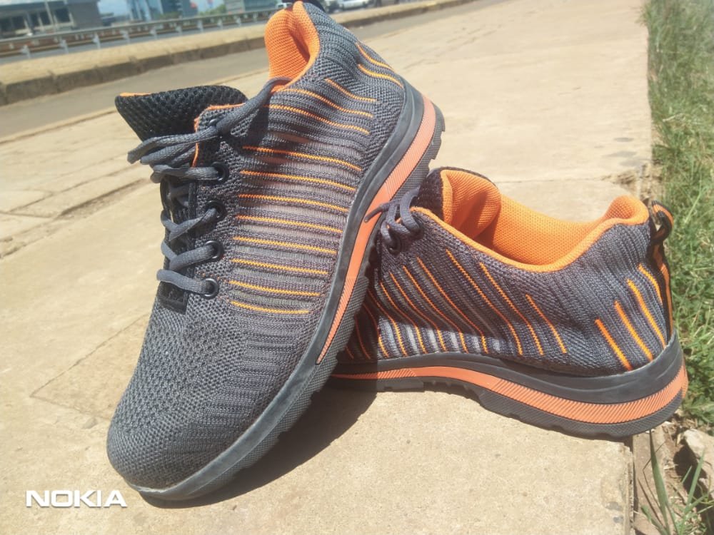 NgureSafety's tweet photo. Decent Safety Shoes up for grab
Contact @safetymax solns 
0712046362 for delivery and more info https://t.co/pw5m3wVIEU
