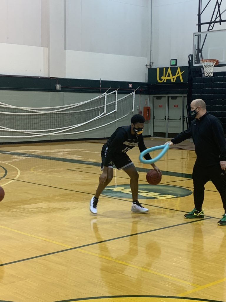 UAA Men's Basketball tweet media