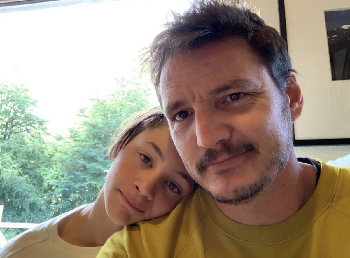 pedro pascal with kids.↳ a thread