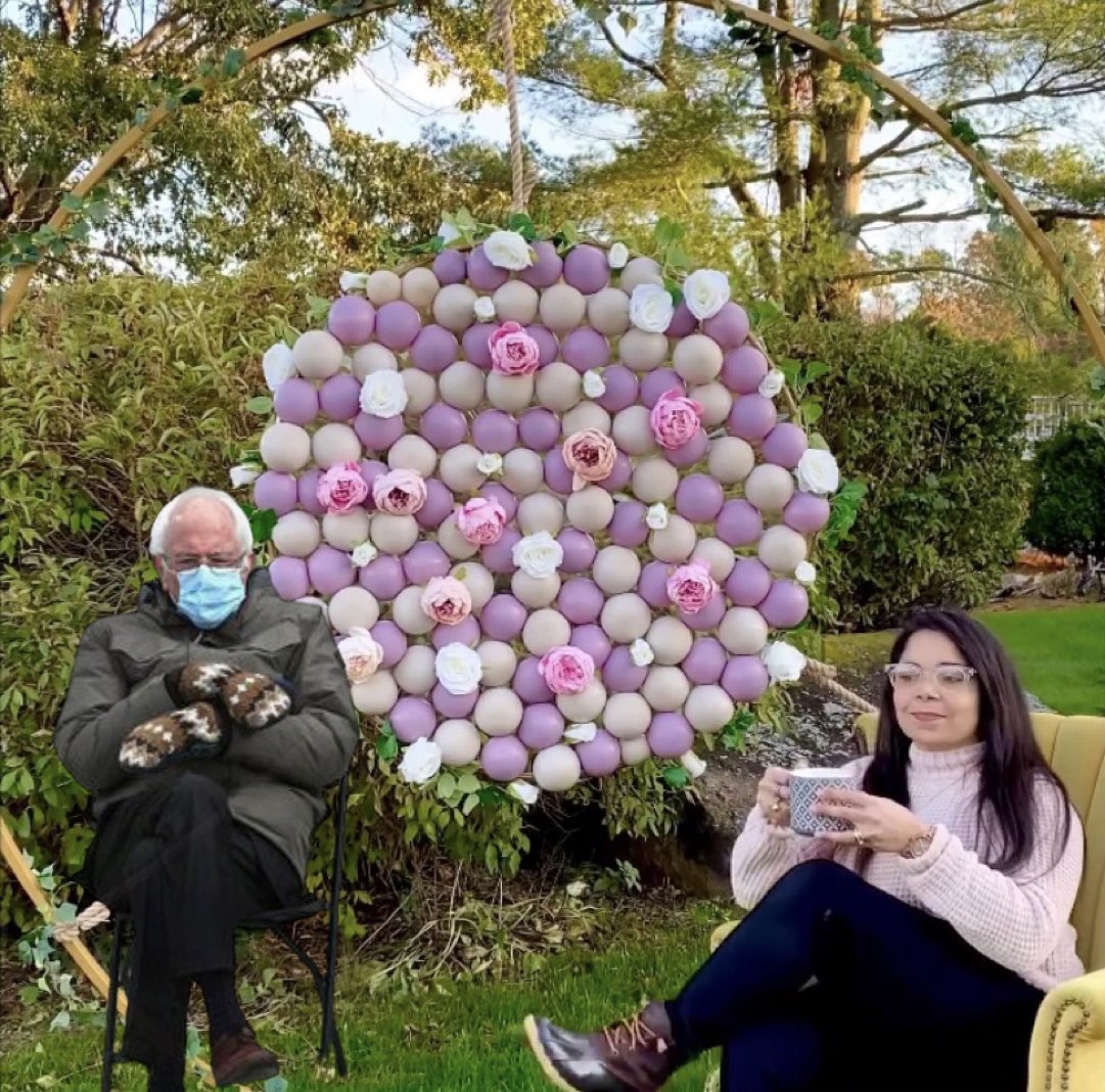 JexsyBalloons's tweet photo. Tea with Bernie 😊
#BernieSanders #ihadto https://t.co/whJxeOlAqY