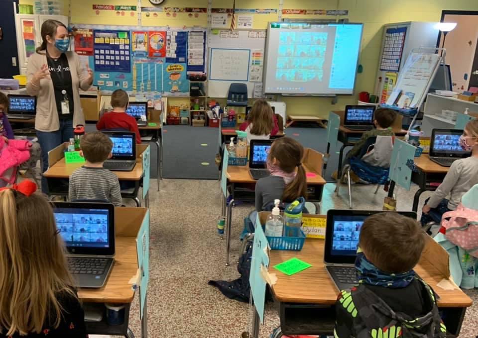 ITRTtinytech's tweet image. Today our kindergarteners practiced using Zoom in the classroom. They were so excited to raise their hands digitally and “pin” their teacher’s screen to see her book! @HanoverSchools