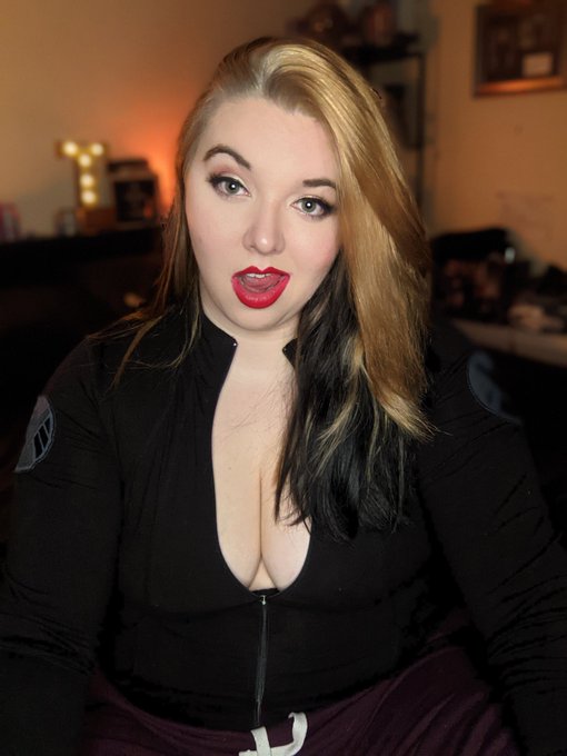 I just need to get my #blackwidow #cosplay back together!! #marvel https://t.co/lZ9lJ4Jket<a href="/tag/blackwidow"class="tags">#blackwidow</a><a href="/tag/cosplay"class="tags">#cosplay</a><a href="/tag/marvel"class="tags"><span>#marvel</span></a>