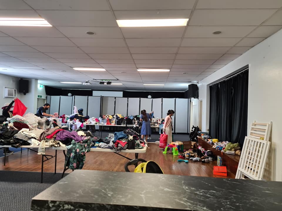 Prosper_Aus's tweet photo. Yesterday @Prosper_Aus ran the first free clothing and essentials event of the year. Thanks to @metroassist for attending to support clients in need! https://t.co/olrgoFzXIi