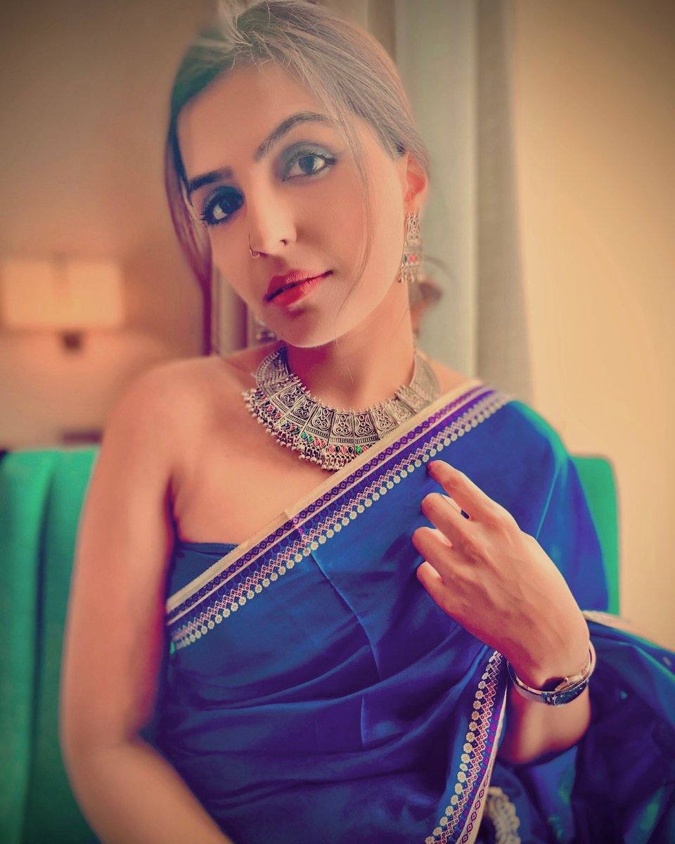 Nikivofficial's tweet photo. It’s not my attitude. It’s my style ✨
.

#fashionaddict #beauty #girlboss #sareeaddict #attitude #styleicon https://t.co/ZkaxBVAD3P