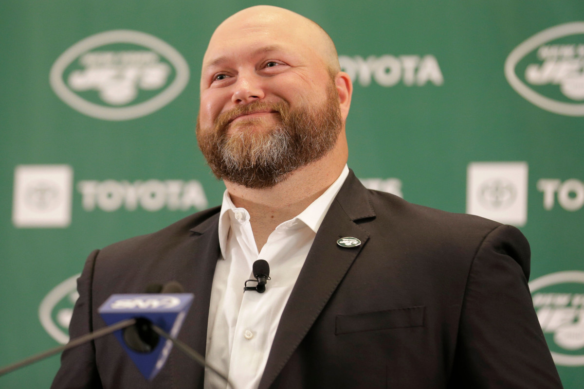 Jets GM Joe Douglas gains organizational power over coach Robert Saleh