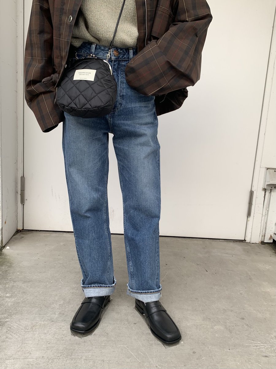 arknets_info's tweet photo. #PIPPICHIC のスクエアトゥローファ【30%OFF!】
上品なマットな質感で牛革を使用👞
フォーマルにも、モードにも着こなし自在!!
https://t.co/eAYnfzsF8N
#ピッピシック #ローファー #スクエアトゥ #シューズ https://t.co/HKs01Ff2SC