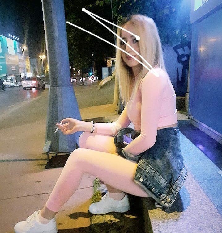 Gözümde SüS KöpHeklerinden farqiniz yoooq