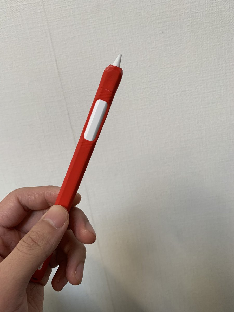 最近悩まされていた「Apple Pencilのペン先がグラグラする問題」については、ペンカバーの先っちょを切り取って被せるという方法で無事解決しました 