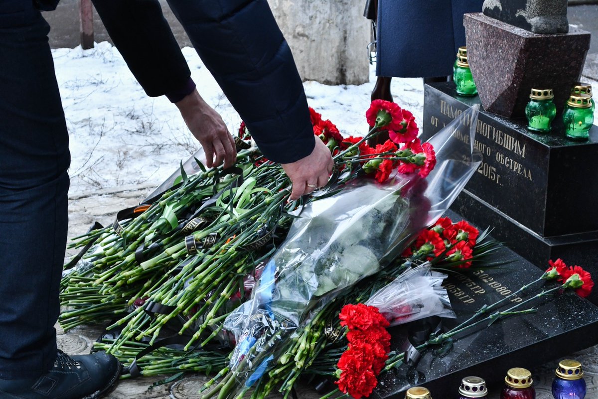 Сколько погибших на донбассе мирных жителей. Трагедия на Боссе 22 января 2015. Трагедия на Боссе 22 января. День памяти мирных жителей Донбасс 22 января.