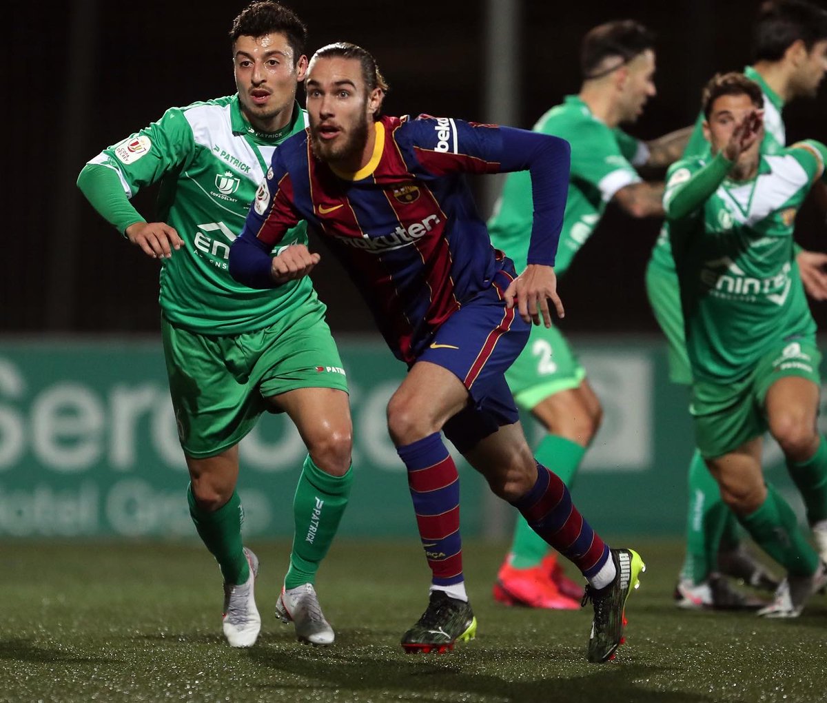 💥 @konradjr i @oscarmingueza van debutar a la Copa del Rei 💥 Konrad y Òscar Mingueza debutaron en la Copa del Rey 👏 Felicidades, chicos! Enhorabona! 💙❤️ MADE IN LA MASIA ❤️💙 #ForçaBarça 💙❤️