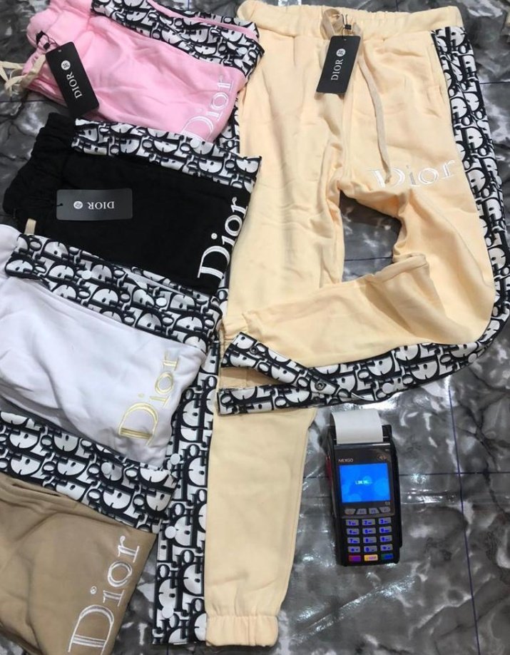 Folajomiloju's tweet photo. New Stock Alert📢📢📢

Dior Designer
Please RT, my customers are in your TL
🔖·Price - ₦8,000 for 1, ₦75000 for bundles
🚚 Delivery Nationwide
 📞. Call 08039432065 or DM -https://t.co/rSZX22pXhj
#Designerwears #Abuja #Lagos #plug #Dior #fashion #hustle https://t.co/RuwBpUr9XZ https://t.co/kkgqzpYdkA