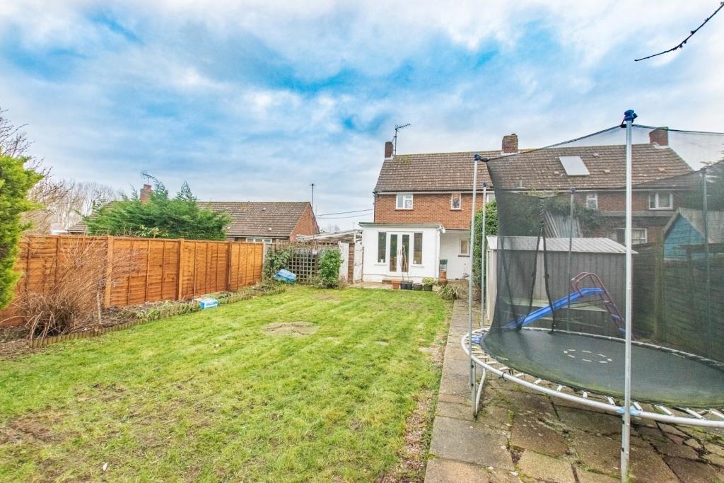 danielbrewerEA's tweet photo. 3 Bedroom Semi-Detached House For Sale
Newlands Avenue, Great Bardfield, Braintree
Offers Over £350,000
https://t.co/n5pSojz92f https://t.co/pum4XaIn5M