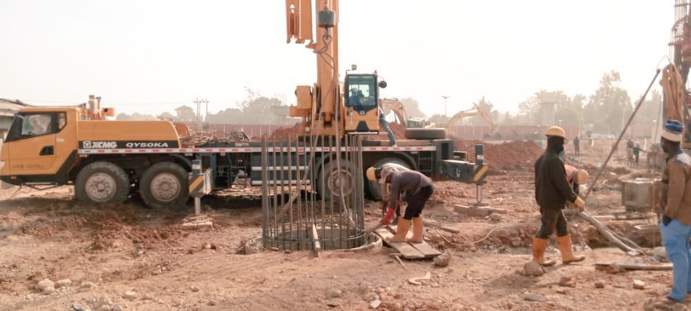 mark_william091's tweet photo. Kaduna Urban Renewal bridge works sighted at Rabah Road, Arewa House Junction to Western bypass and to Rigasa Train station Road.

#KadunaUrbanRenewal https://t.co/OeyNYPxwhO