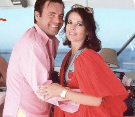 🎧 apple.co/3iP276y 40 years ago, Natalie Wood boarded the Splendour, w husband Robert Wagner, actor Christopher Walken &amp; the boat captain. Only three came back from the cruise. Detective Jeff Lewis &amp; Katrina Daniel examine the latest evidence in the death of @NatalieWood.