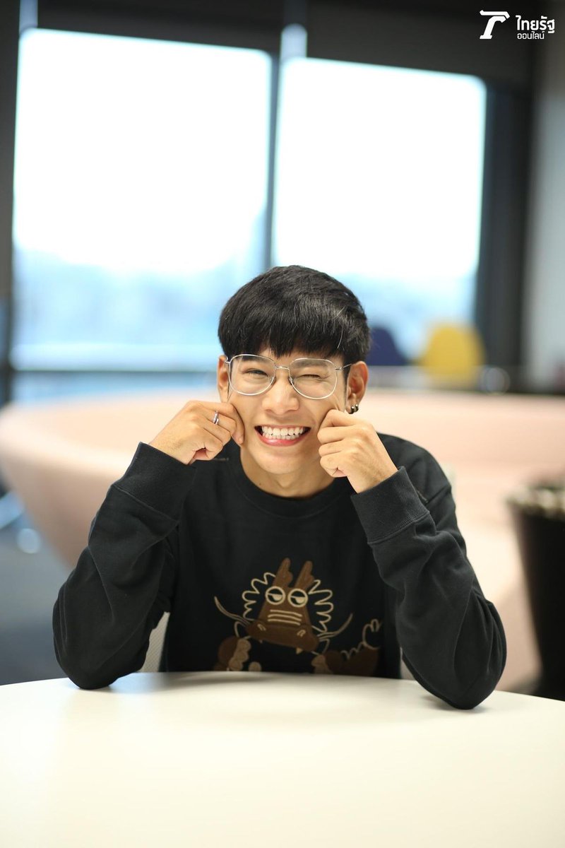 Ini kumpulan foto yang menurut gua singto gemes.Special tag  @_Neavy