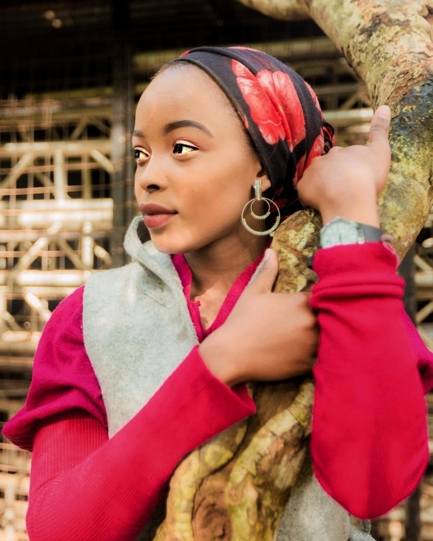 alvinconnect's tweet photo. Super-Hostess🥂💕_X @azeezah_h 🇰🇪🌍
#Friday #Lifestyle #Photography #January #Model #Kenya #Portrait #Creative #Art #Inspiration #Africa #Fashion #Adventure #OOTD #Canon #Concept #Explore #AlvinConnect https://t.co/IaKrGyuWw8
