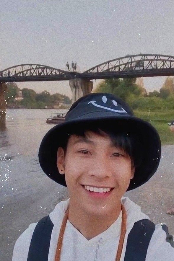 Ini kumpulan foto yang menurut gua singto gemes.Special tag  @_Neavy