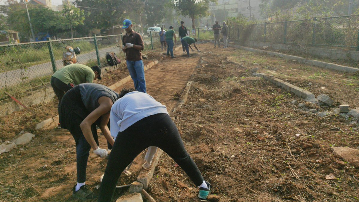 PurushothamK161's tweet image. Plantation drive
Vijayanagar
#projectreachout
#mysorememes
Phase 1