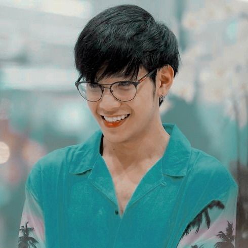 Ini kumpulan foto yang menurut gua singto gemes.Special tag  @_Neavy