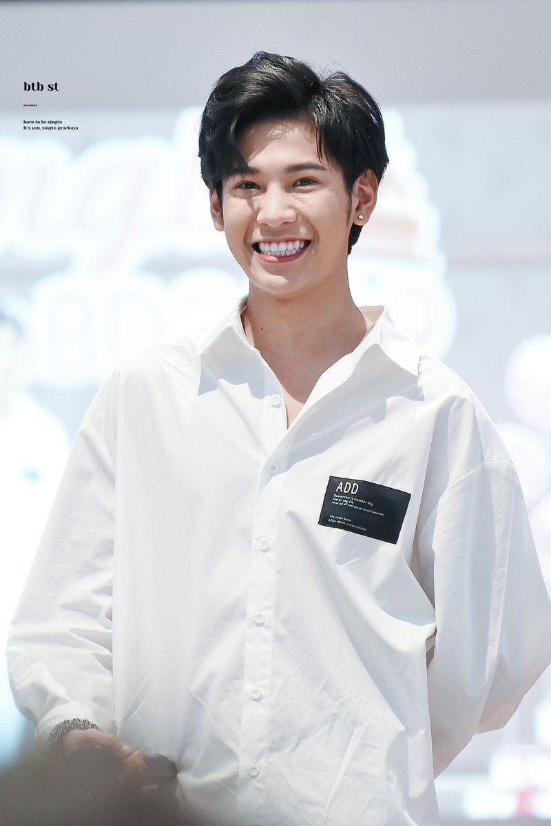 Ini kumpulan foto yang menurut gua singto gemes.Special tag  @_Neavy