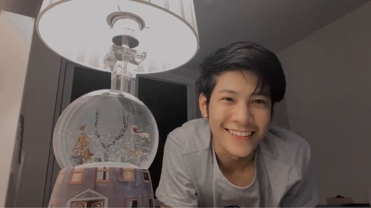 Ini kumpulan foto yang menurut gua singto gemes.Special tag  @_Neavy