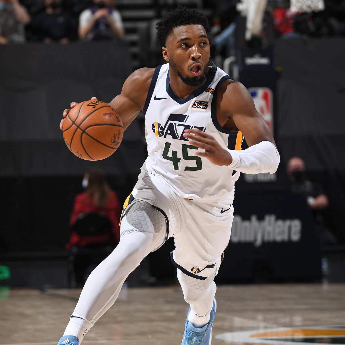 Donovan Mitchell is the fastest player in NBA history to make 600 threes (240 games). Previous fastest was Buddy Hield. https://t.co/MvTl2ioJwQ