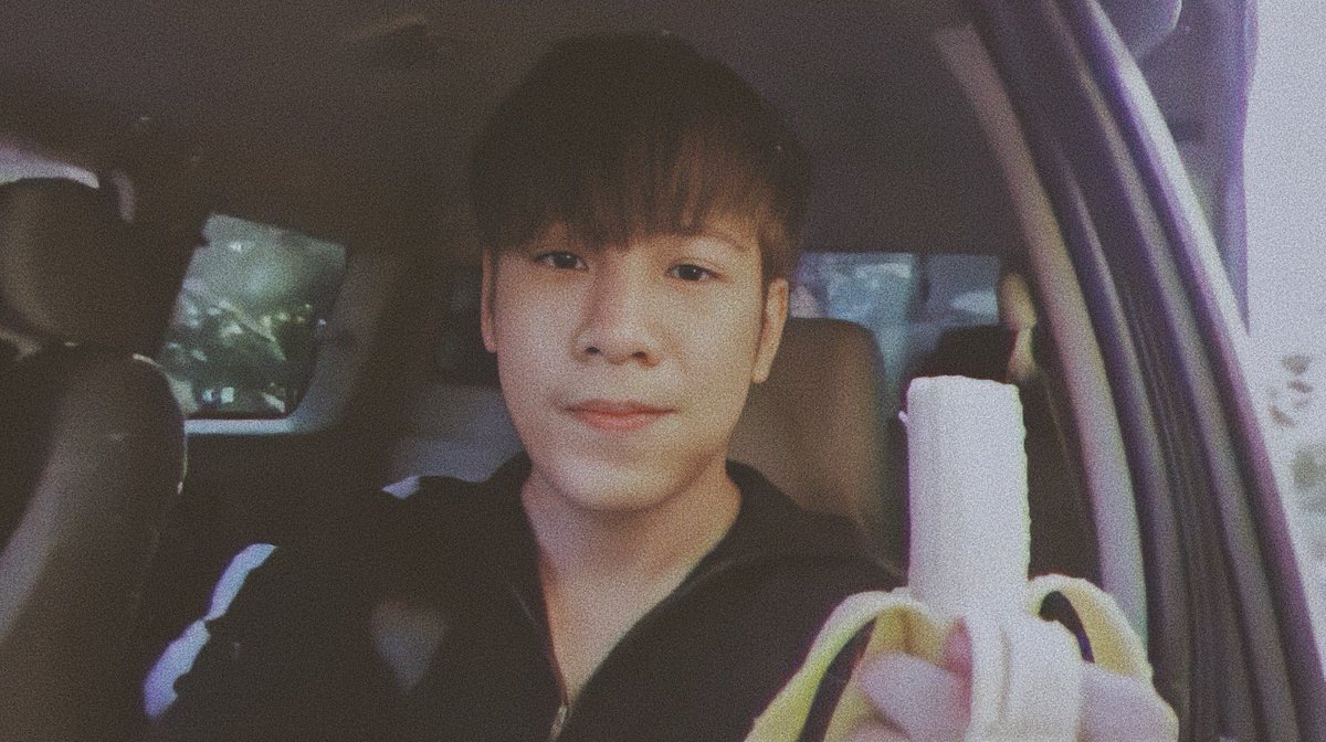 Ini kumpulan foto yang menurut gua singto gemes.Special tag  @_Neavy