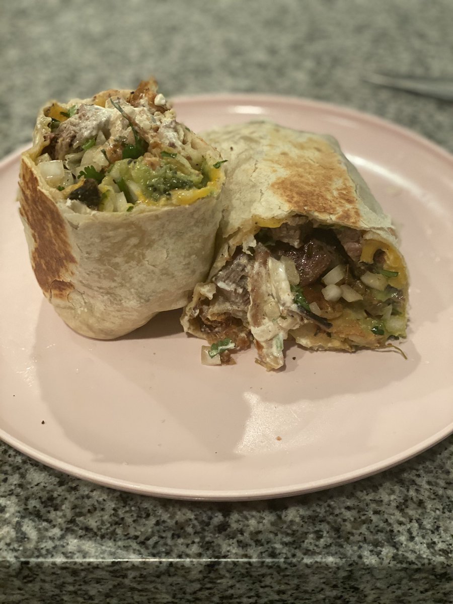 Went with the Cali burrito tonight 👀👀👀