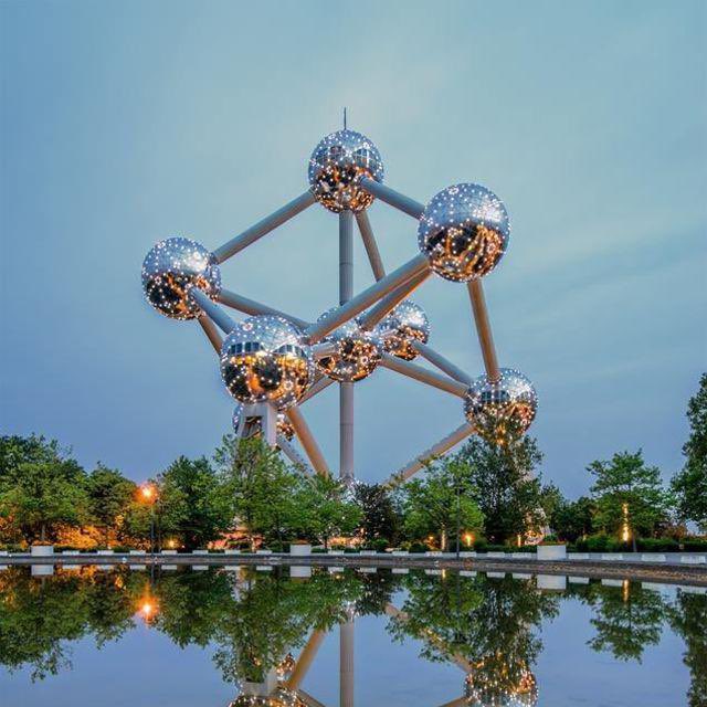 The DHFS Grande Tour de Science continues. We have travelled nearly 800miles and we are just one day away from The Large Hadron Collider in Switzerland! So far our trip has included the Natural History Museums of both London and Paris and the Atomium in Brussels! <a href="/DHFSUpdate/">D H F S</a>