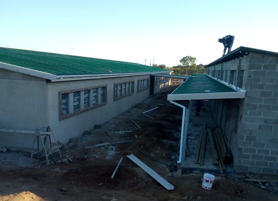 SambuloSchool's tweet photo. Roofing project almost complete. https://t.co/oG3rma0Hf5