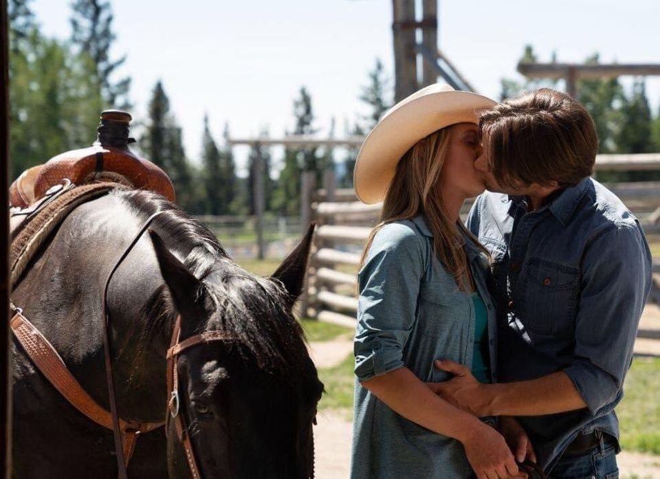 GameOfT74009198's tweet photo. Excellent vendredi à vous tous. Profitez bien de votre journée. Prenez soin de vous. Triste de ne plus voir cette alchimie entre ces deux personnes. @Amber_Marshall @GrahamWardle sa sera tamy forever 💕 💕 💕 💕. Plein de bisous de la France 🇫🇷 😍 😍 😍 😍. https://t.co/0bx8Oyno6C