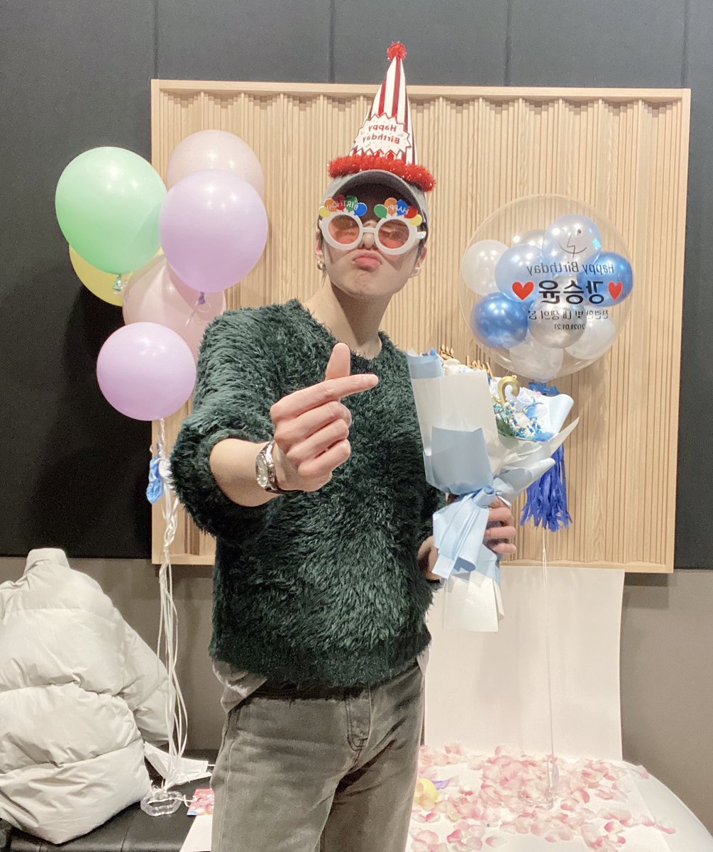 official_yoon_ tweet media
