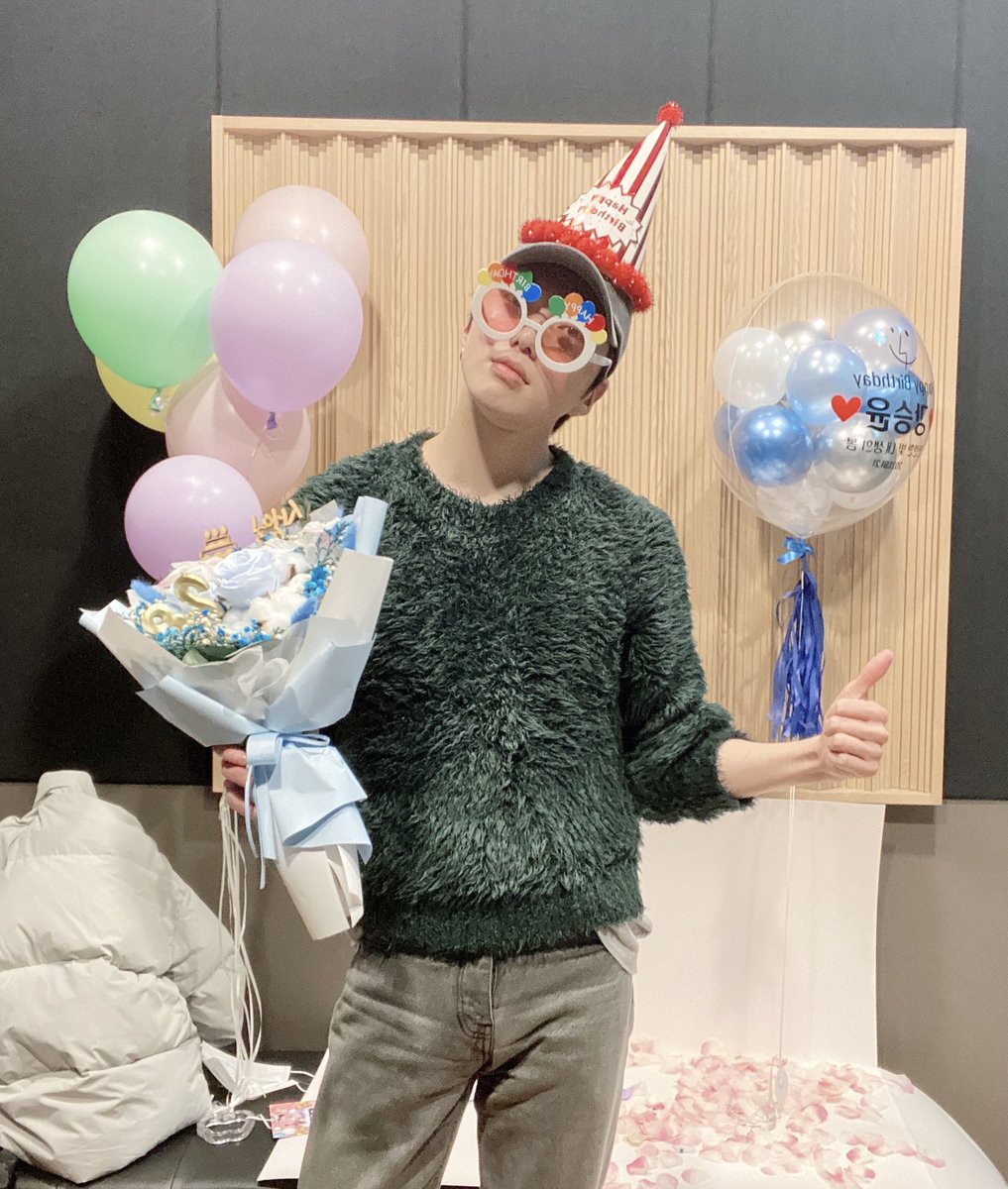 official_yoon_ tweet media